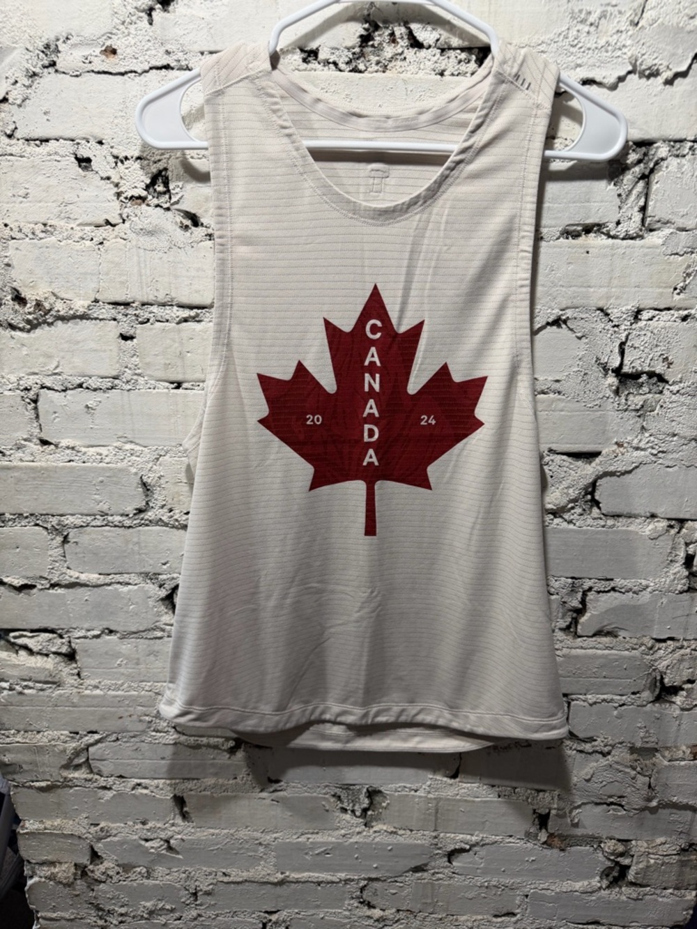 Team Canada Olympic License To Train Tank - Picture 3 of 6